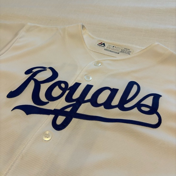 Kids Majestic Kansas City Royals Whit Merrifield Jersey - Picture 2 of 11